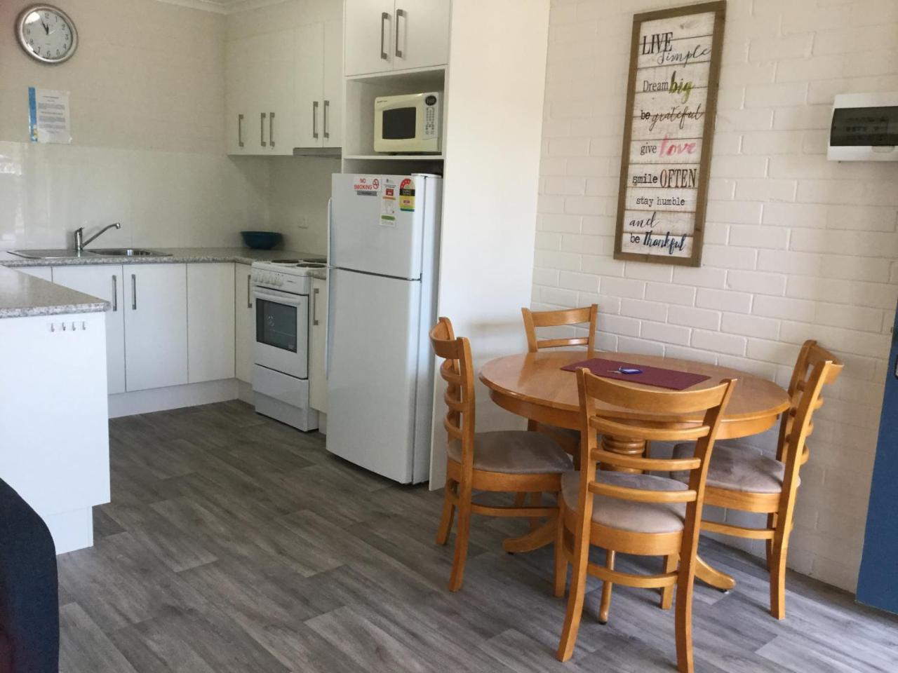 Calendo Apartments Меримбула Екстериор снимка